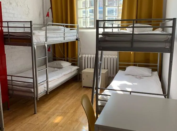 Auberge de jeunesse New World St *