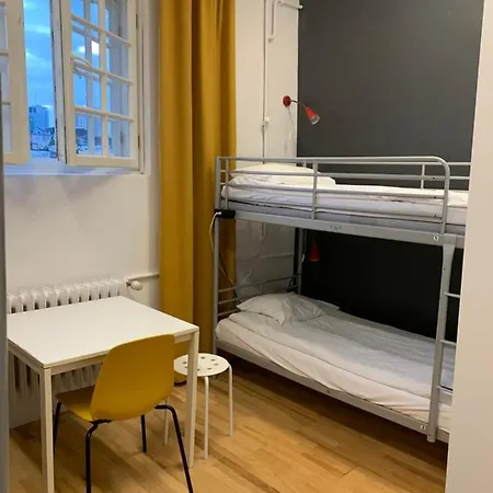 Hostel New World St