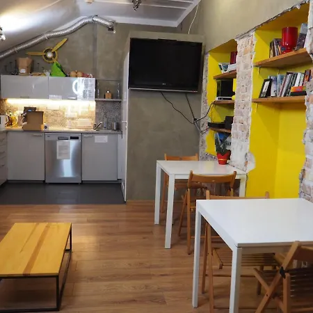New World St Hostel