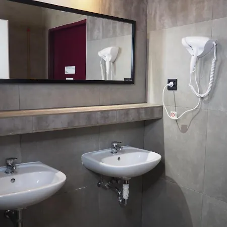 New World St Hostel Hostel