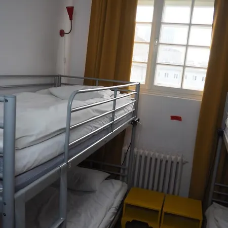 New World St Hostel