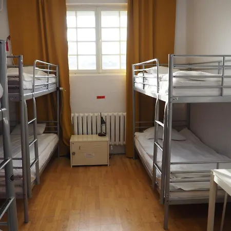 New World St And Private Hostel