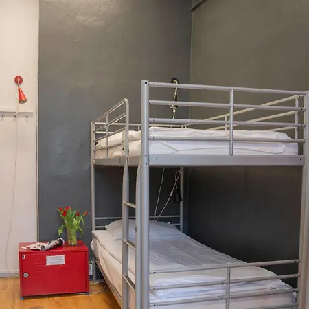 Hostel New World St