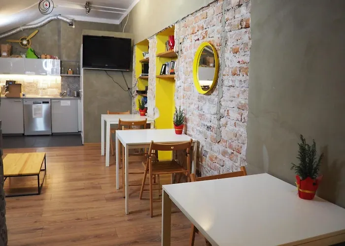 旅馆 New World St *