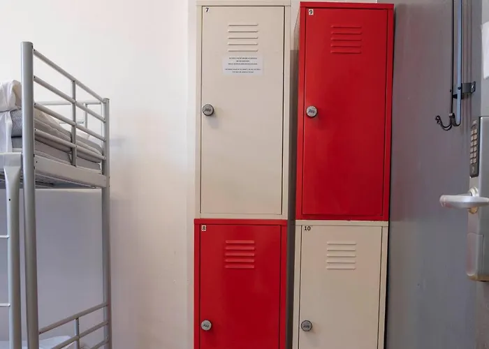 New World St Hostel&private Hostel