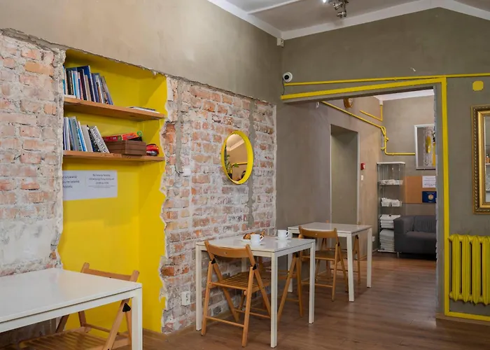 Hostel New World St Hostel&private Warschau